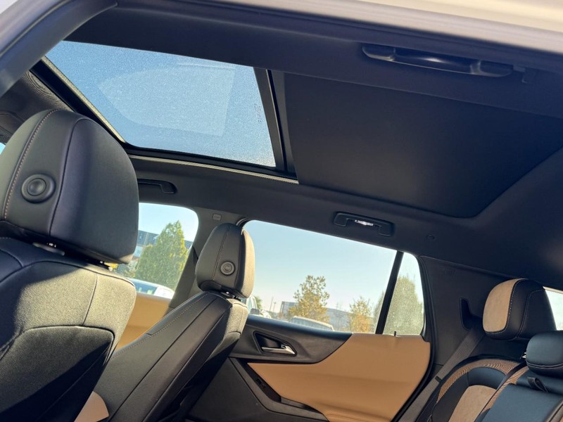 Chevrolet Equinox Vehicle Image 08