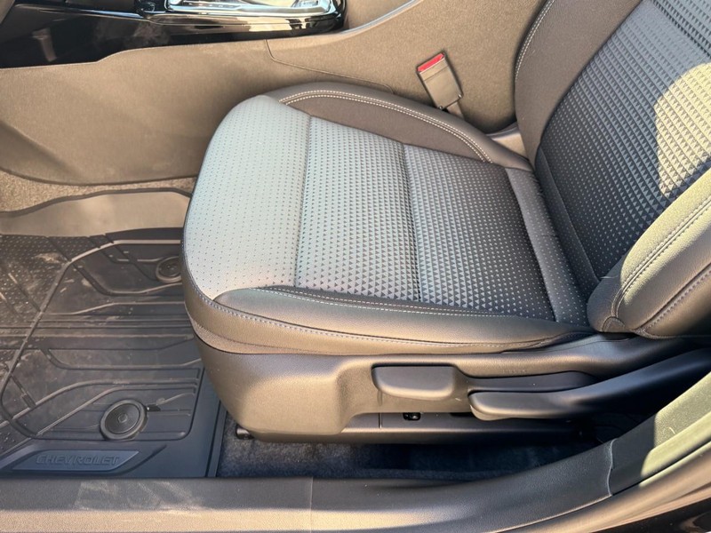 Chevrolet Trax Vehicle Image 09