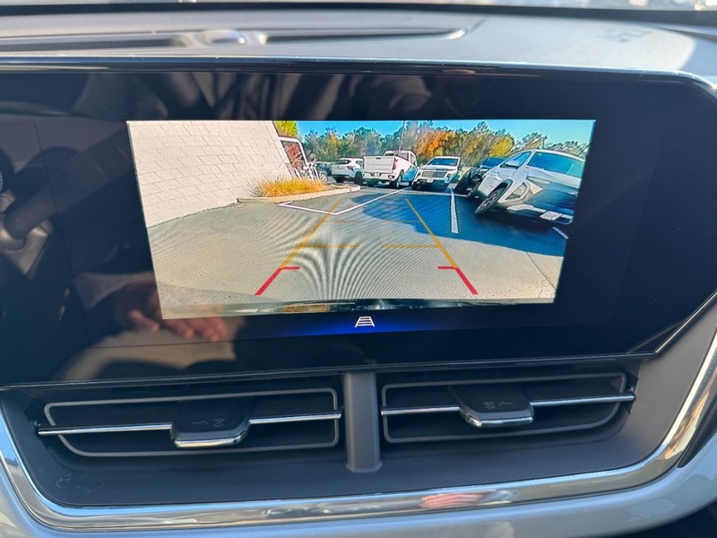 Chevrolet Trax Vehicle Image 15