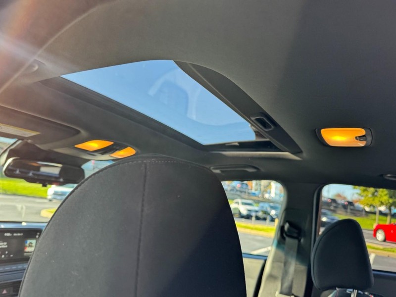 Hyundai Kona Vehicle Image 11