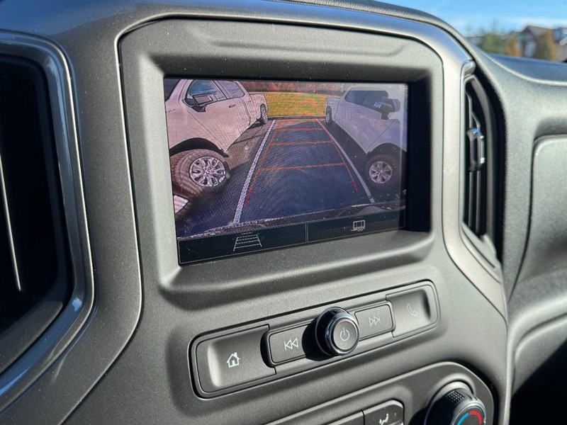 Chevrolet Silverado 1500 Vehicle Image 16