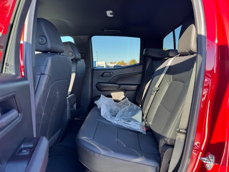 Chevrolet Colorado Vehicle Image 08