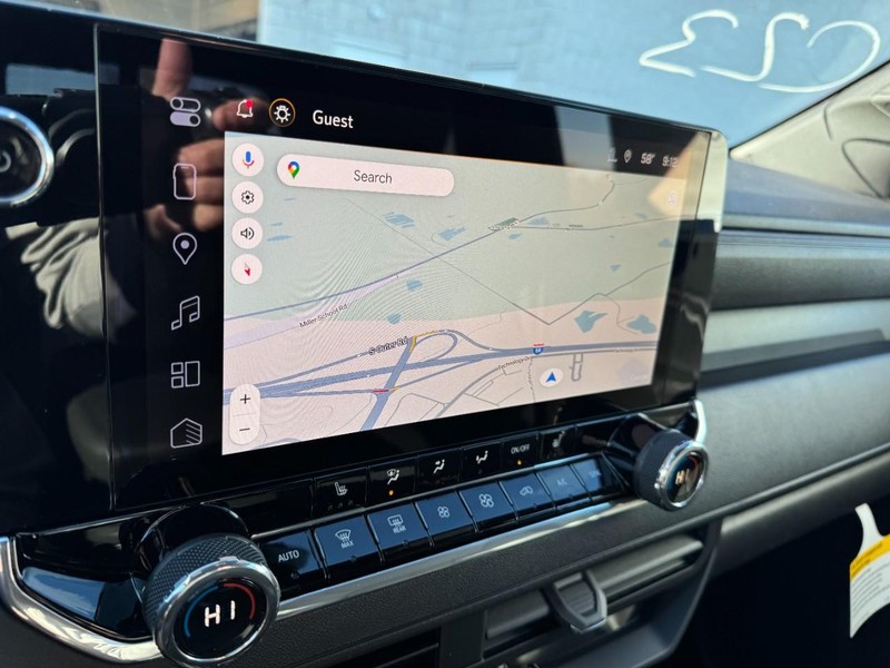 Chevrolet Colorado Vehicle Image 16