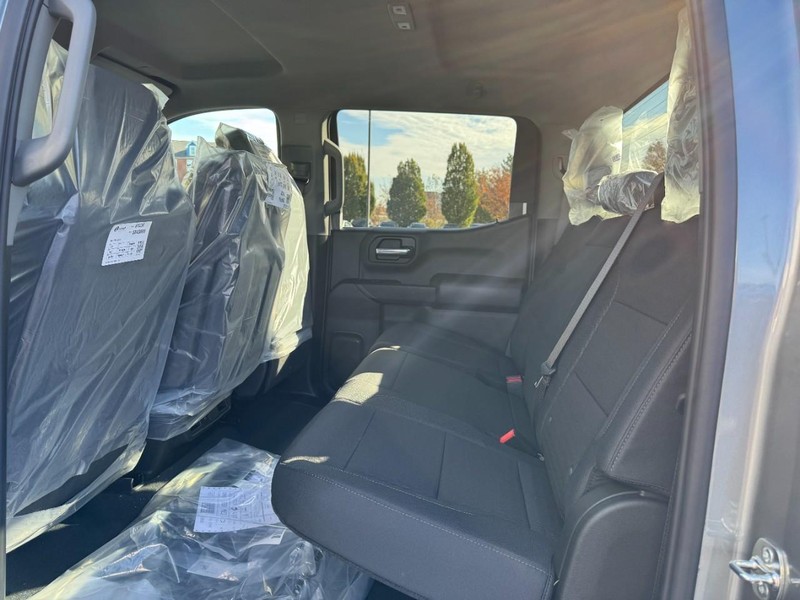 Chevrolet Silverado 1500 Vehicle Image 09