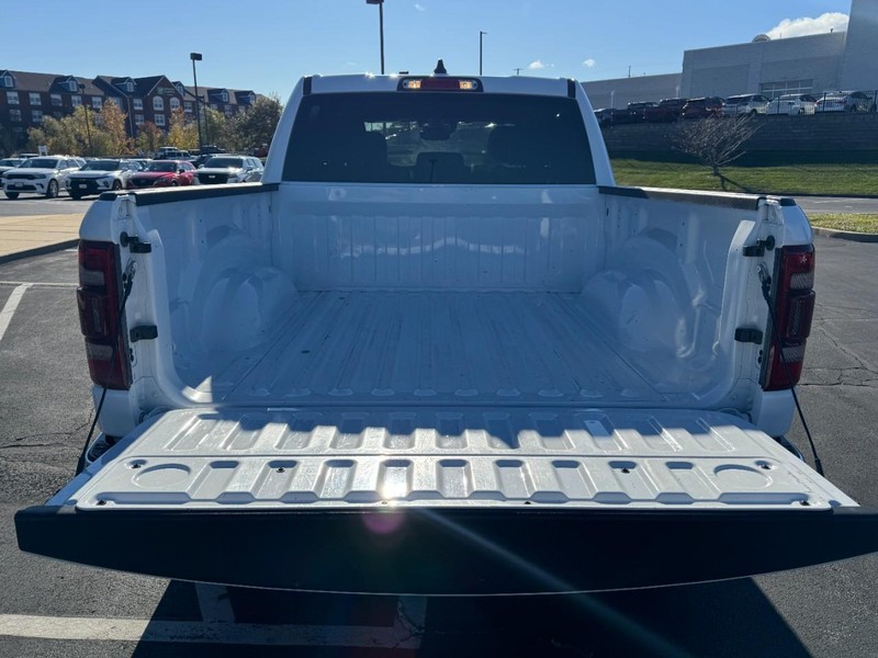 Ram 1500 Vehicle Image 06