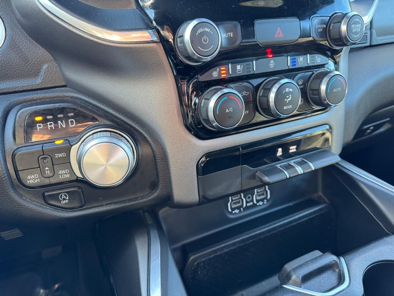 Ram 1500 Vehicle Image 18