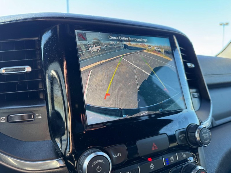 Ram 1500 Vehicle Image 21