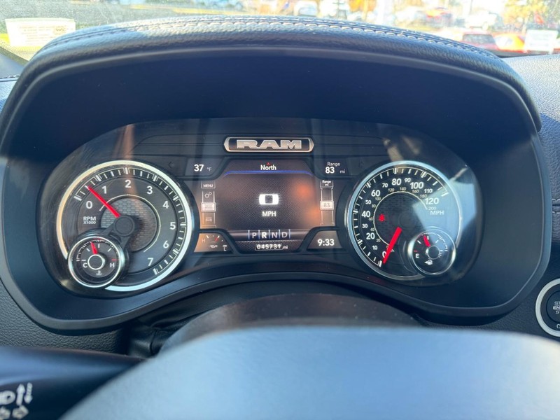 Ram 1500 Vehicle Image 24