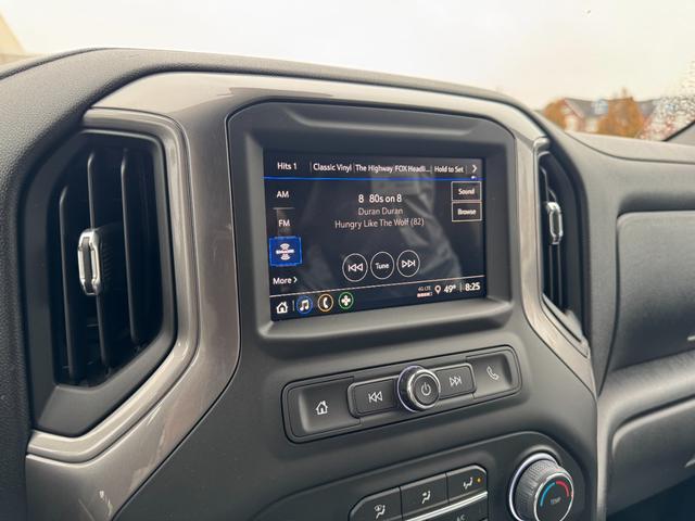 Chevrolet Silverado 1500 Vehicle Image 15