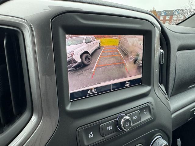 Chevrolet Silverado 1500 Vehicle Image 16