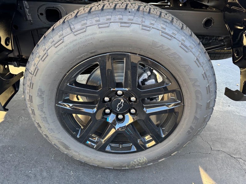 Chevrolet Silverado 1500 Vehicle Image 07