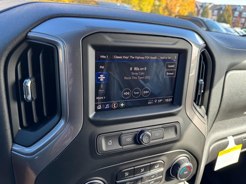 Chevrolet Silverado 1500 Vehicle Image 15