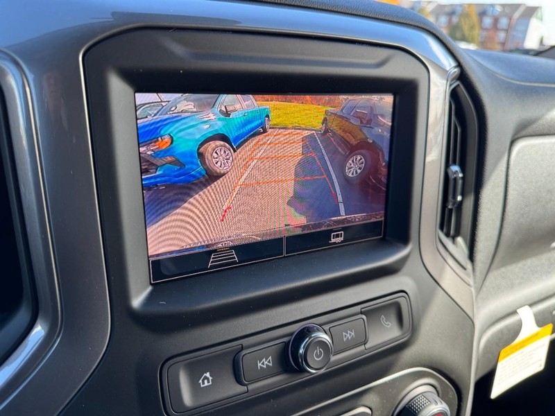 Chevrolet Silverado 1500 Vehicle Image 16