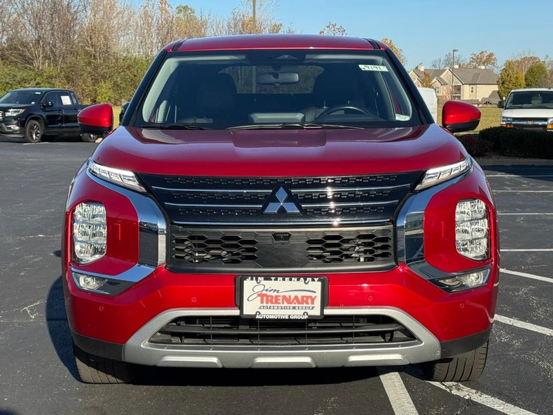 Mitsubishi Outlander Vehicle Image 09