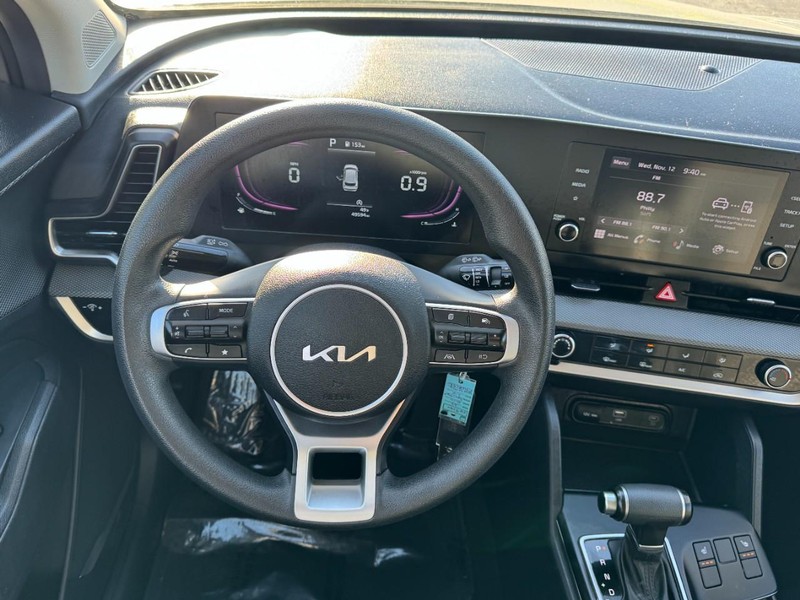 Kia Sportage Vehicle Image 12