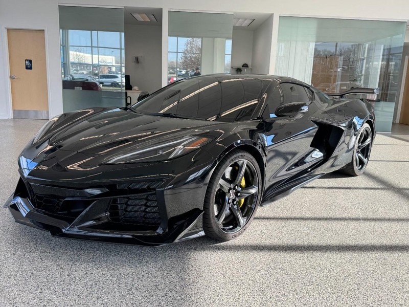 Chevrolet Corvette Vehicle Image 07