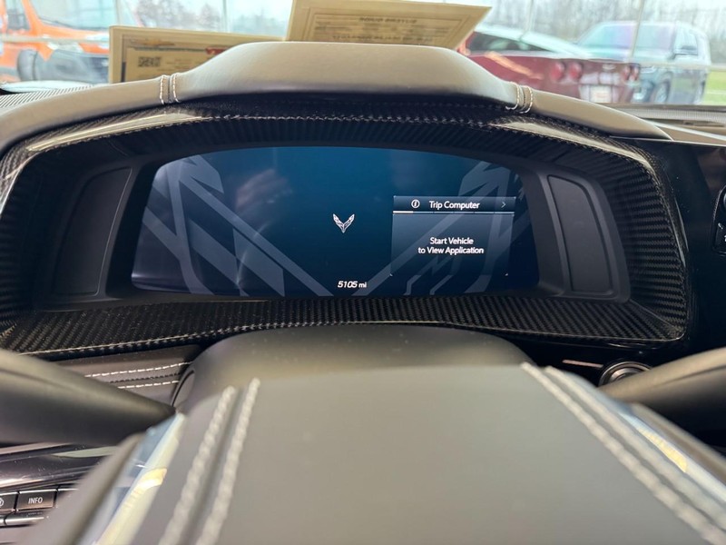 Chevrolet Corvette Vehicle Image 21