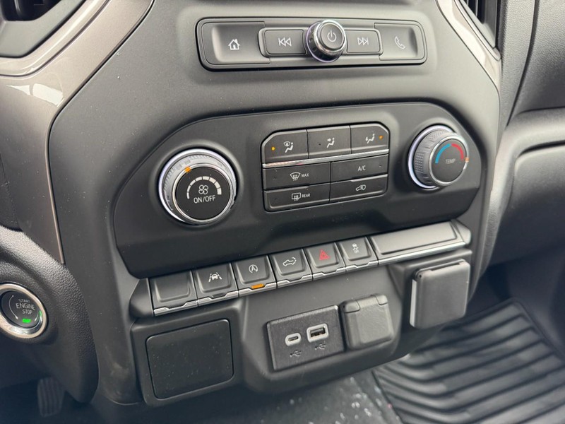 Chevrolet Silverado 1500 Vehicle Image 13