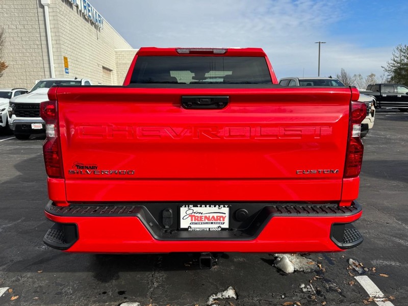 Chevrolet Silverado 1500 Vehicle Image 05