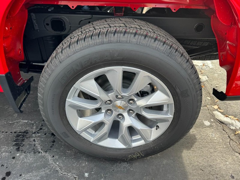 Chevrolet Silverado 1500 Vehicle Image 06