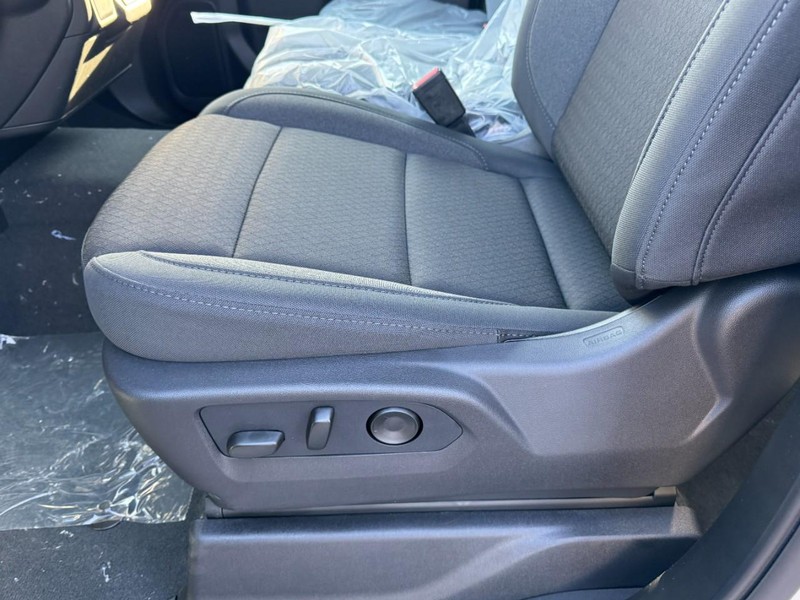 Chevrolet Silverado 1500 Vehicle Image 10