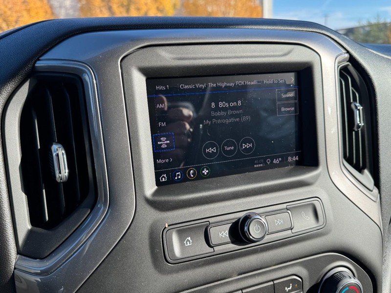 Chevrolet Silverado 1500 Vehicle Image 16