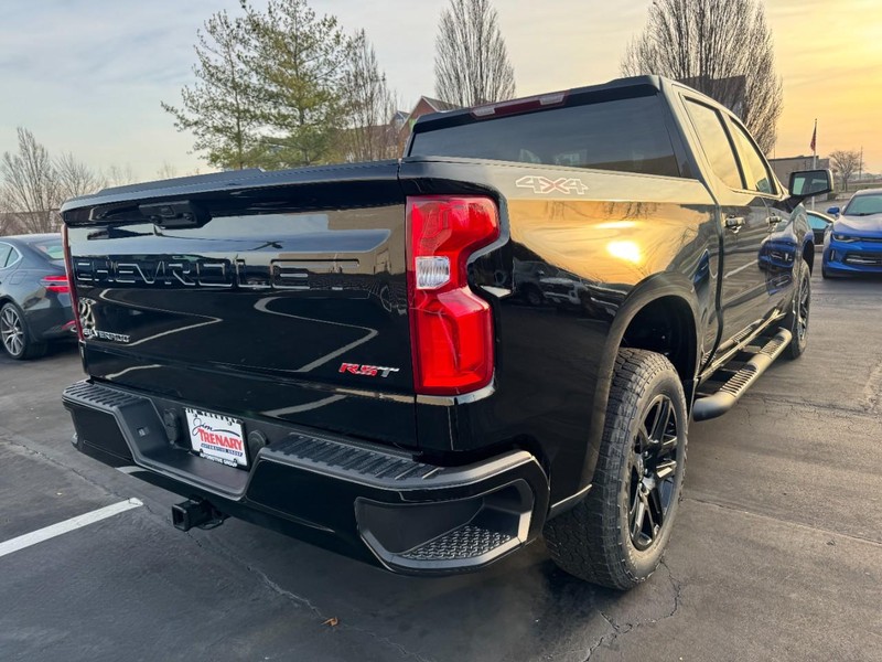 Chevrolet Silverado 1500 Vehicle Image 03