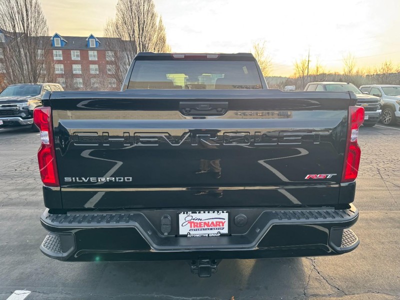 Chevrolet Silverado 1500 Vehicle Image 04