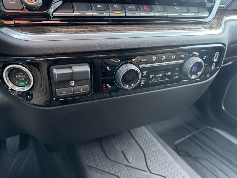 Chevrolet Silverado 1500 Vehicle Image 15