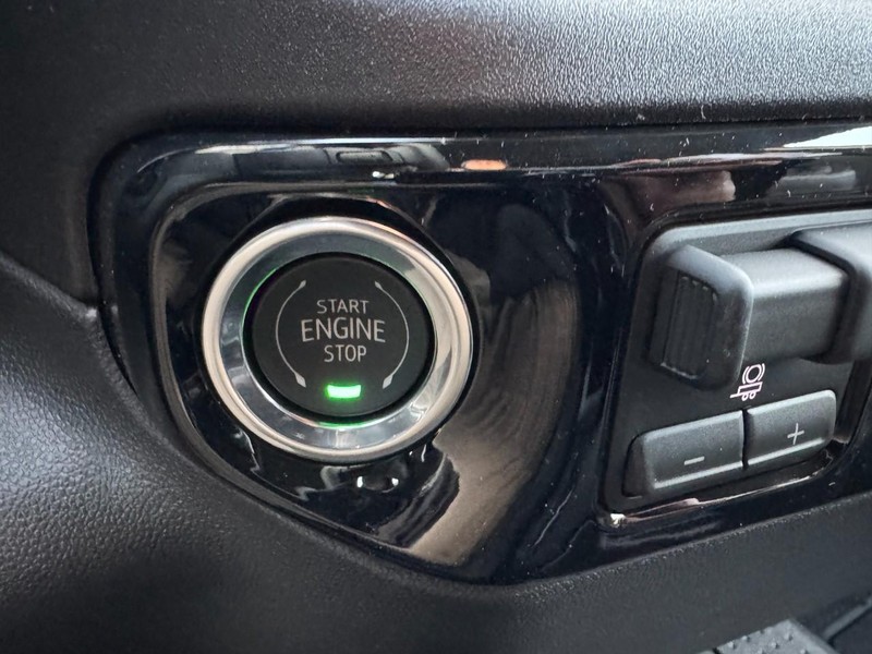 Chevrolet Silverado 1500 Vehicle Image 19