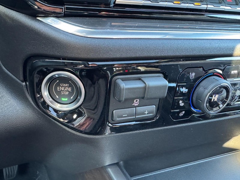 Chevrolet Silverado 1500 Vehicle Image 20