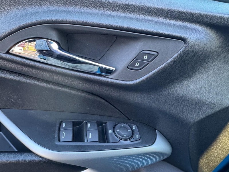 Chevrolet Trax Vehicle Image 10