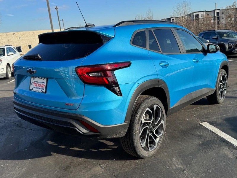 Chevrolet Trax Vehicle Image 03