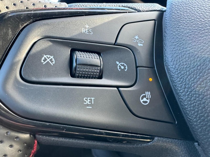 Chevrolet Trax Vehicle Image 11