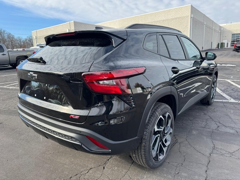 Chevrolet Trax Vehicle Image 03