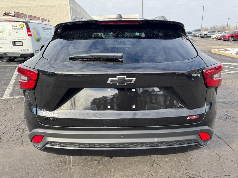 Chevrolet Trax Vehicle Image 04