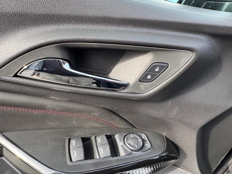 Chevrolet Trax Vehicle Image 11