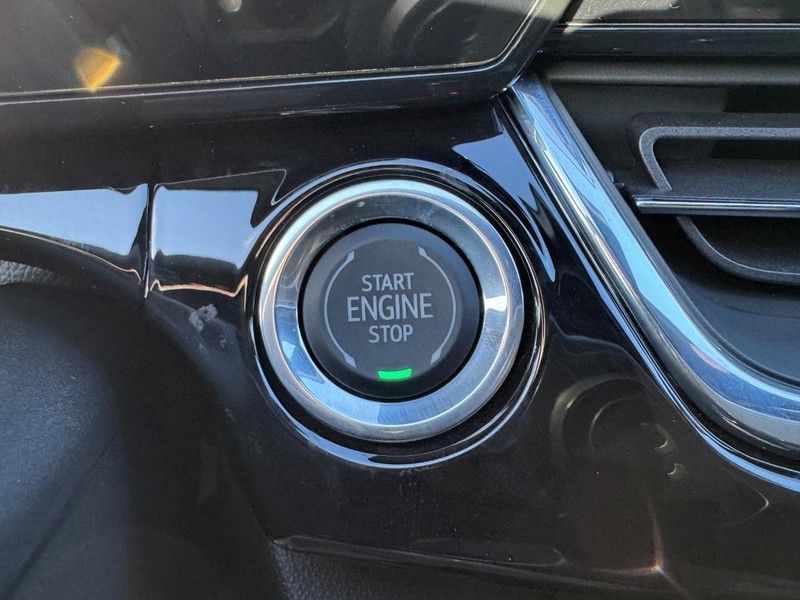 Chevrolet Trax Vehicle Image 14