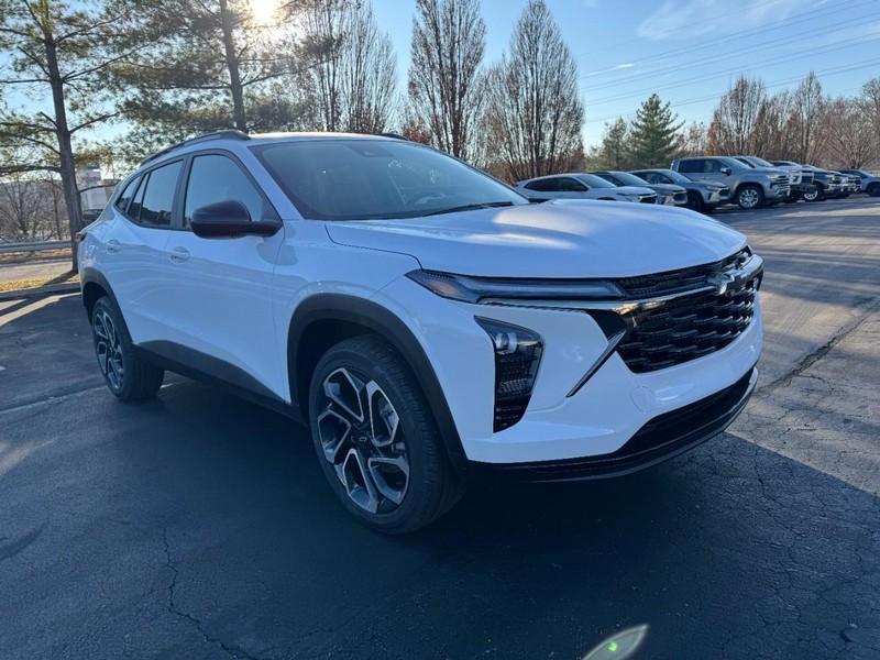 Chevrolet Trax Vehicle Image 02