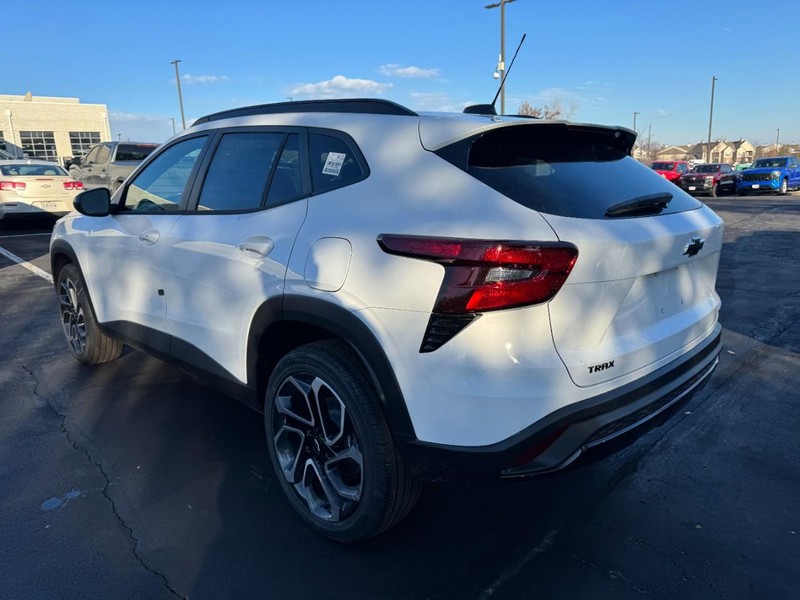 Chevrolet Trax Vehicle Image 05