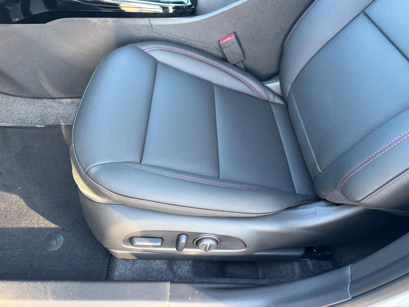 Chevrolet Trax Vehicle Image 09