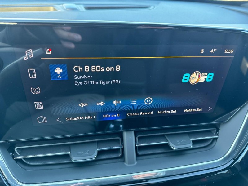 Chevrolet Trax Vehicle Image 14