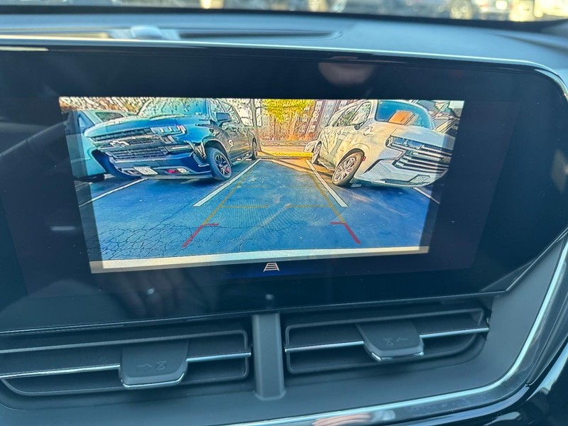 Chevrolet Trax Vehicle Image 15