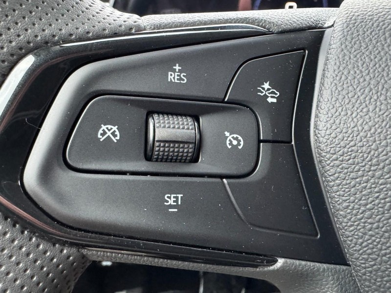 Chevrolet TrailBlazer Vehicle Image 08