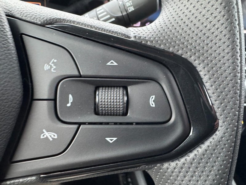 Chevrolet TrailBlazer Vehicle Image 09