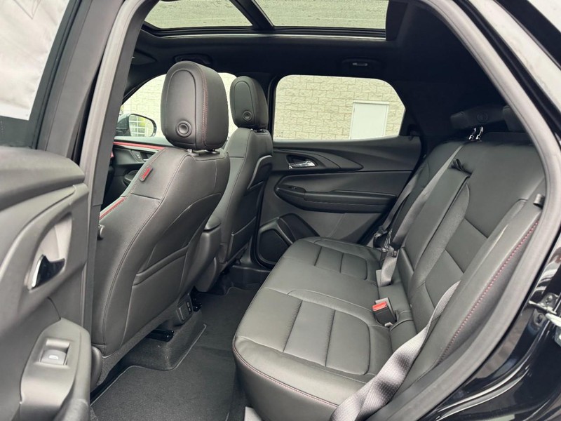 Chevrolet TrailBlazer Vehicle Image 07