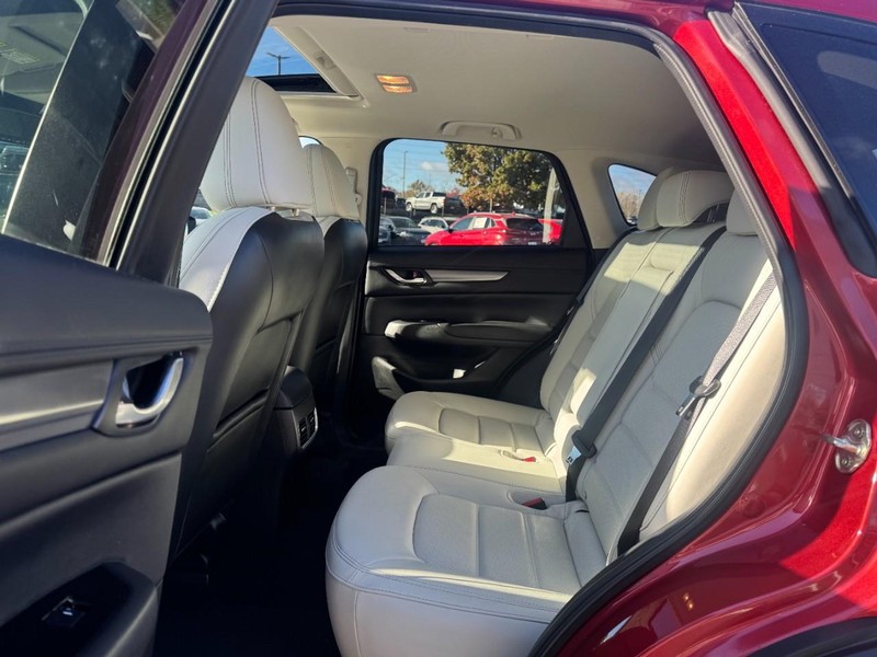 Mazda CX-5 Vehicle Image 10