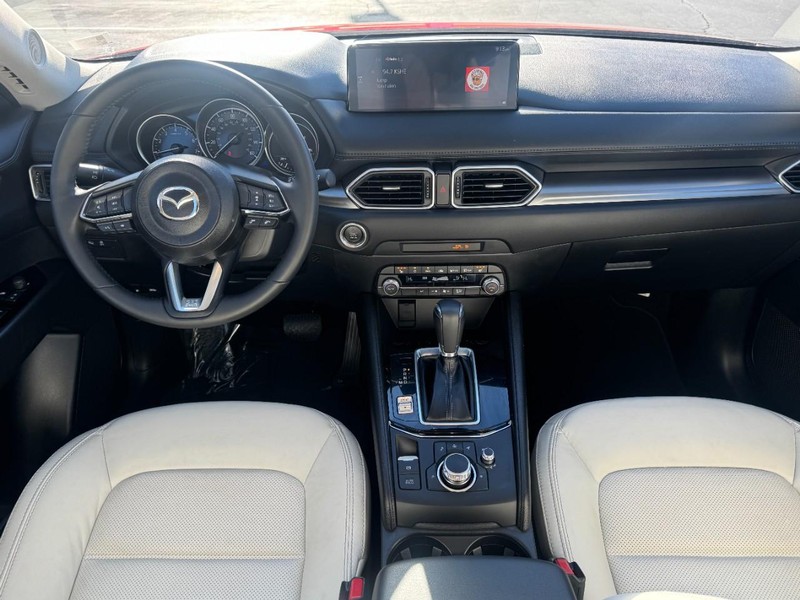 Mazda CX-5 Vehicle Image 12