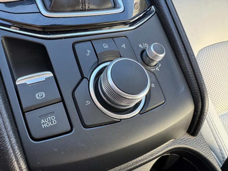 Mazda CX-5 Vehicle Image 23