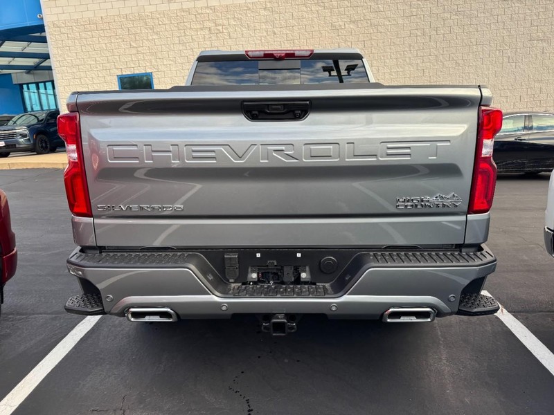 Chevrolet Silverado 1500 Vehicle Image 05